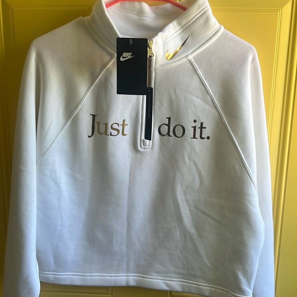 Cropped sweatshirt